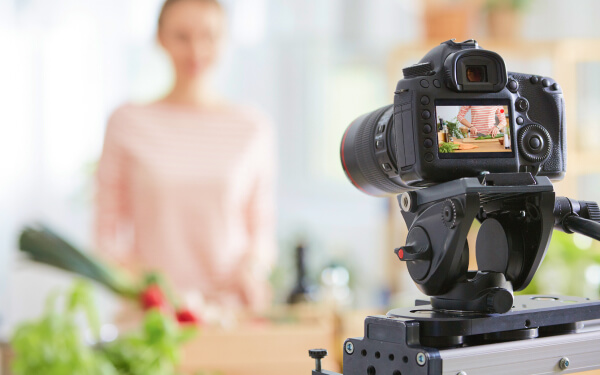 発表後の広がりを見据えた導線設計で、次の反響へつなげるのイメージ